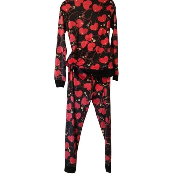 Love To Sleep Velour Black with Printed Hearts Sleepwear size Medium - Picture 5 of 5